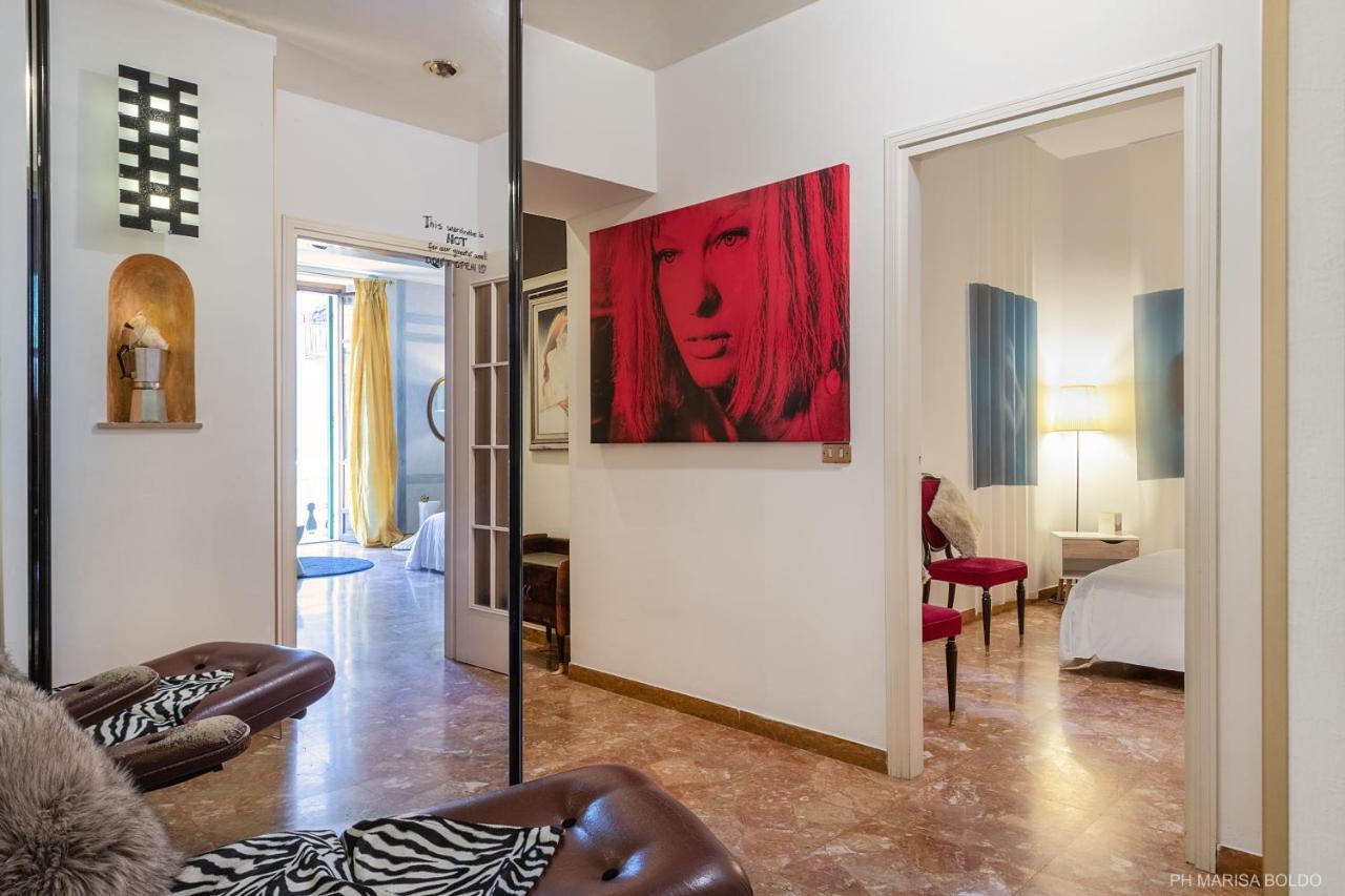 Billie'S Flat Red - Art & Design Apt In Verona Historic Centre ภายนอก รูปภาพ